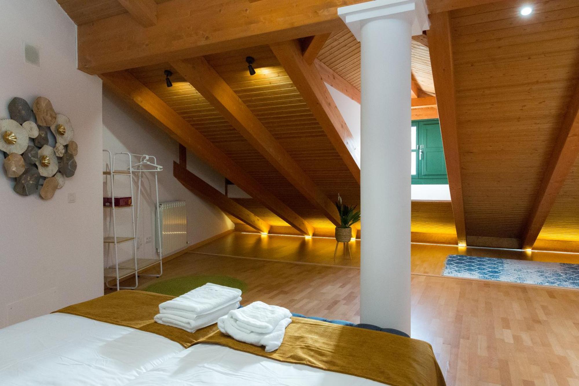 Apartamentos San Pedro Regalado Вальядолид Экстерьер фото